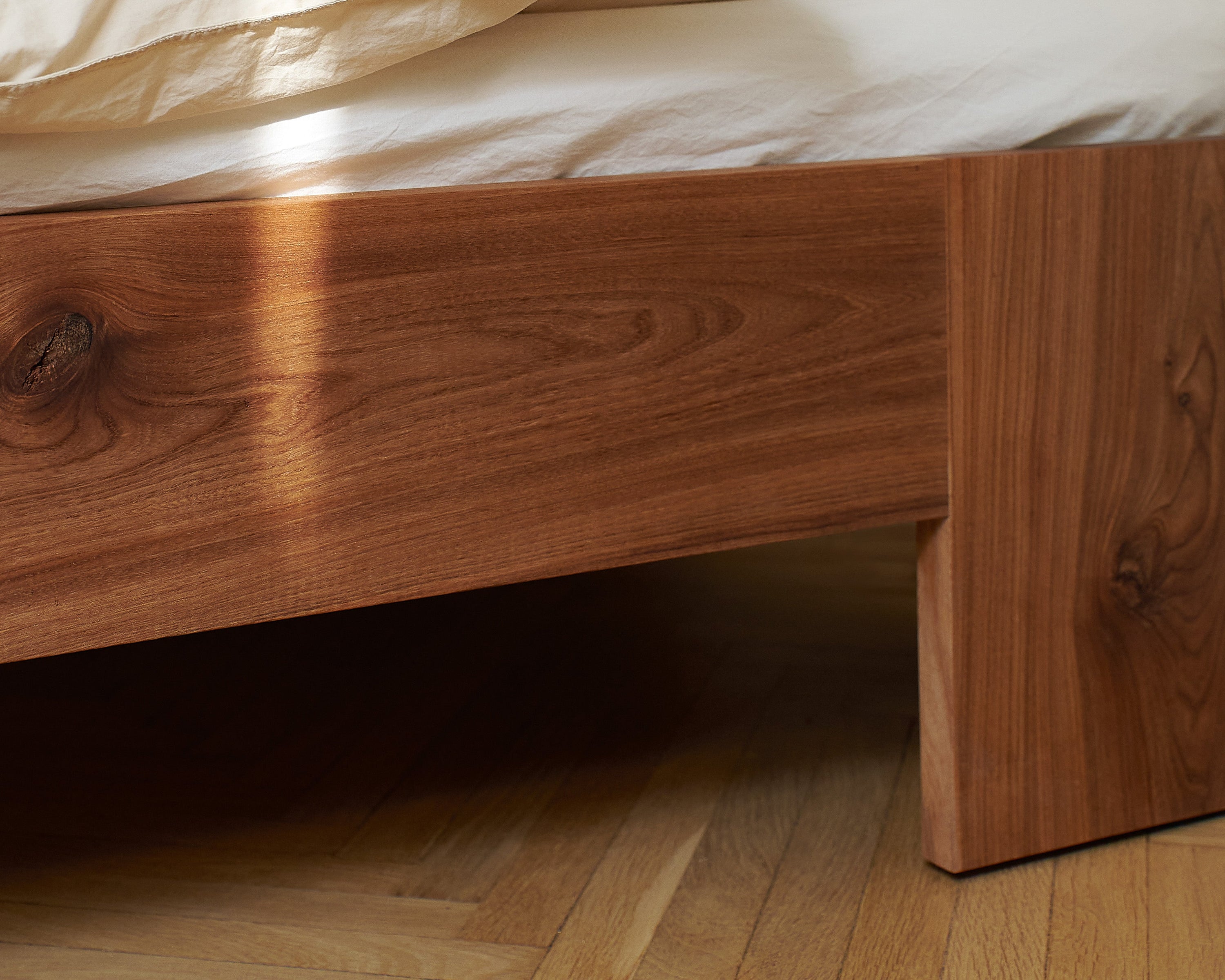 Tunnel Bed Frame | Elm - UENO